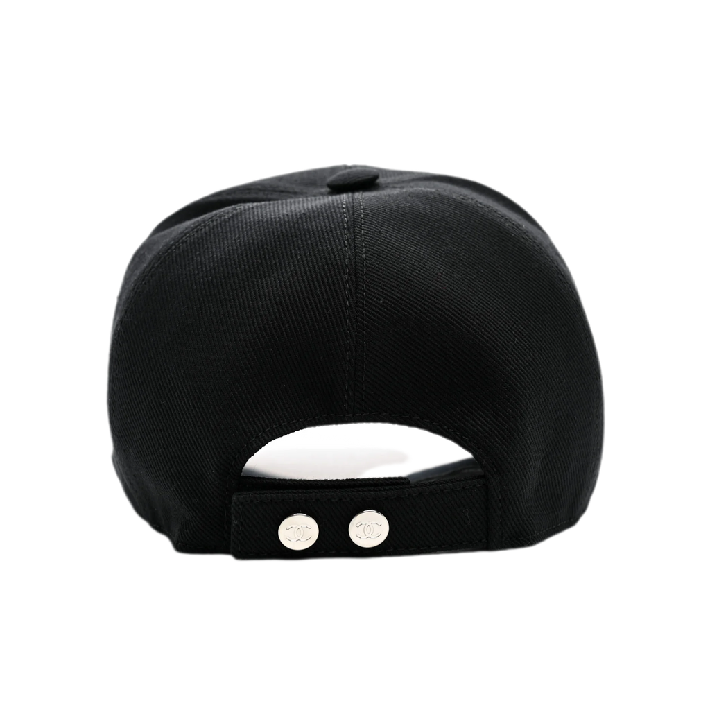 Black White CAP